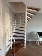 Stalen wenteltrap, Ophalen, Zo goed als nieuw, 2 tot 4 meter