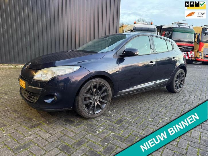 Renault Mégane 2.0 Dynamique( NW APK + AUTOMAAT + LM VELGEN, Auto's, Renault, Bedrijf, Te koop, Mégane, ABS, Airbags, Airconditioning