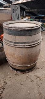 Oude wijnvaten ongeveer 200 liter., Tuin en Terras, Regentonnen, 150 liter of meer, Ophalen, Gebruikt, Hout