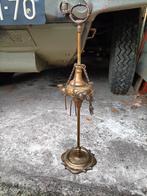Antieke messing olielamp. Vintage snotneus., Ophalen, Koper of Brons