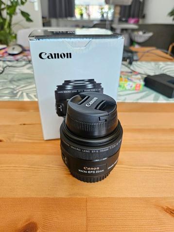 Canon EF-S 35mm f/2.8 Macro IS STM beschikbaar voor biedingen
