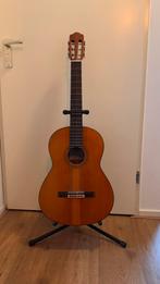 Yamaha CG-140 gitaar met standaard, Muziek en Instrumenten, Snaarinstrumenten | Gitaren | Akoestisch, Ophalen, Klassieke of Spaanse gitaar