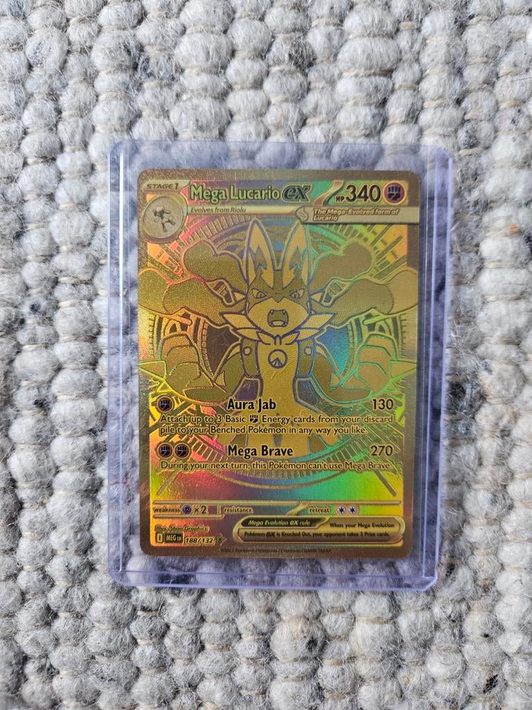 Mega Lucario EX 188 - Gouden Foil Pokemon Kaart, Ophalen of Verzenden, Zo goed als nieuw, Losse kaart, Foil