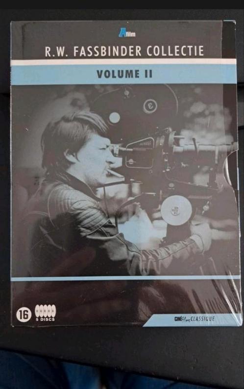 R.w. fassbinder collection volume 2 box Nederlandse uitgave, Cd's en Dvd's, Dvd's | Klassiekers, Zo goed als nieuw, Vanaf 16 jaar