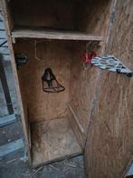 houten zadelkast met slotje 66bij168bij70, Ophalen