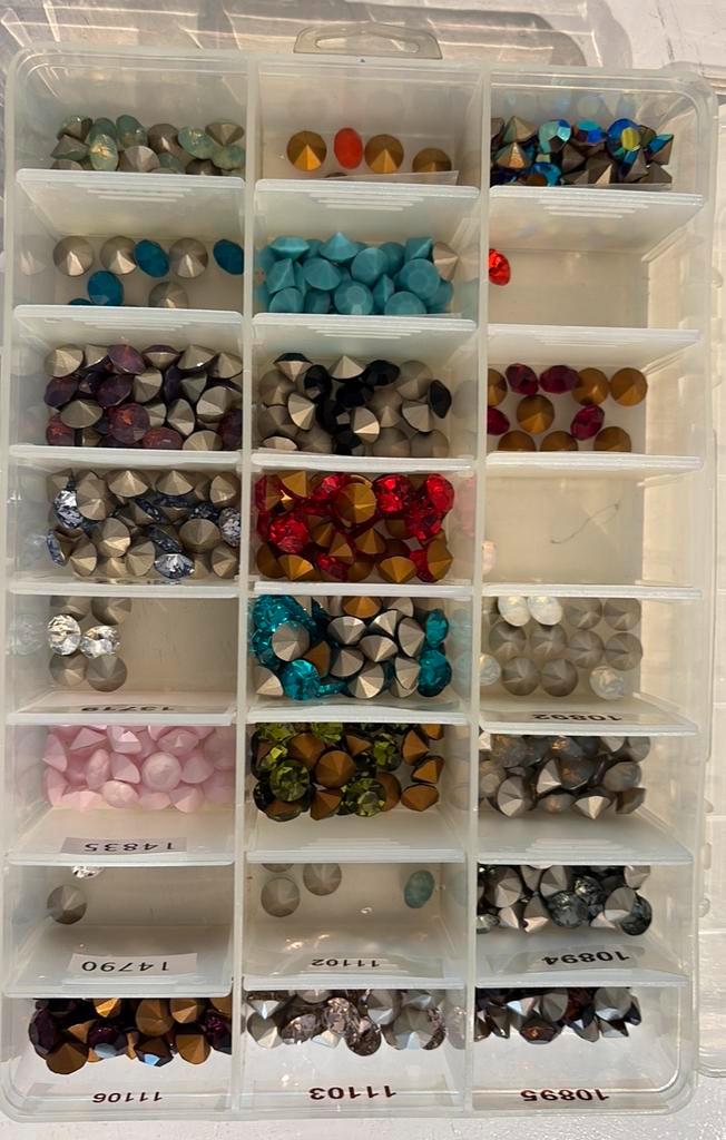 Partij Swarovski / preciosa ss39 puntsteen mix 8mm (500 st.), Hobby en Vrije tijd, Kralen en Sieraden maken, Nieuw, Overige typen