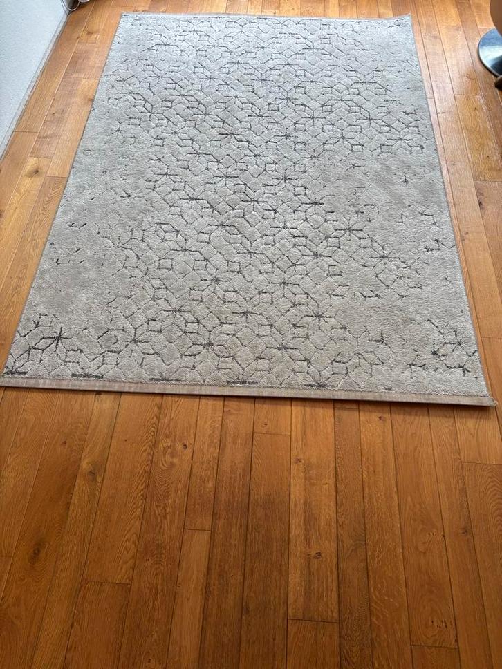 Zuiver Yenga Vloerkleed 160x230cm, Huis en Inrichting, Stoffering | Tapijten en Kleden, Zo goed als nieuw, 150 tot 200 cm, 200 cm of meer