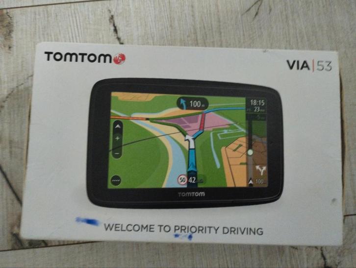 TomTom VIA 53 Navigatiesysteem, Auto diversen, Autonavigatie, Zo goed als nieuw, Ophalen of Verzenden