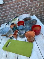 Doos vol bloempotten e.d., Tuin en Terras, Overige materialen, Rond, Ophalen of Verzenden, Zo goed als nieuw