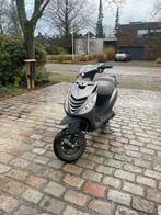 Zip 70cc 2016, Fietsen en Brommers, Scooters | Piaggio, Ophalen of Verzenden, Zo goed als nieuw, Tweetakt, Zip