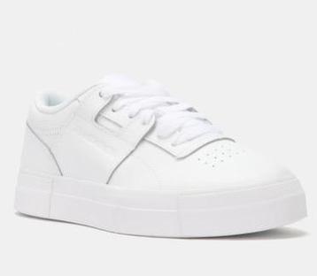 Women's Reebok Classic Workout Lo Sneakers White Patent beschikbaar voor biedingen