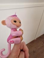 Vingeraapje, Ophalen