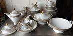 Tettau Servies: Königlich Pr.  grijs/groen/goud Rank motief, Ophalen