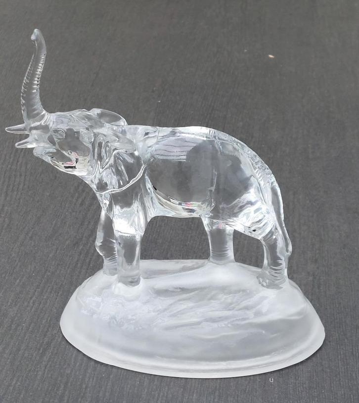 Cristal d’Arques olifant (231022), Antiek en Kunst, Antiek | Glas en Kristal, Ophalen of Verzenden