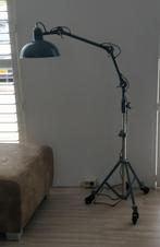 Industriële VLOERLAMP, Industrieel, 100 tot 150 cm, Zo goed als nieuw, Ophalen