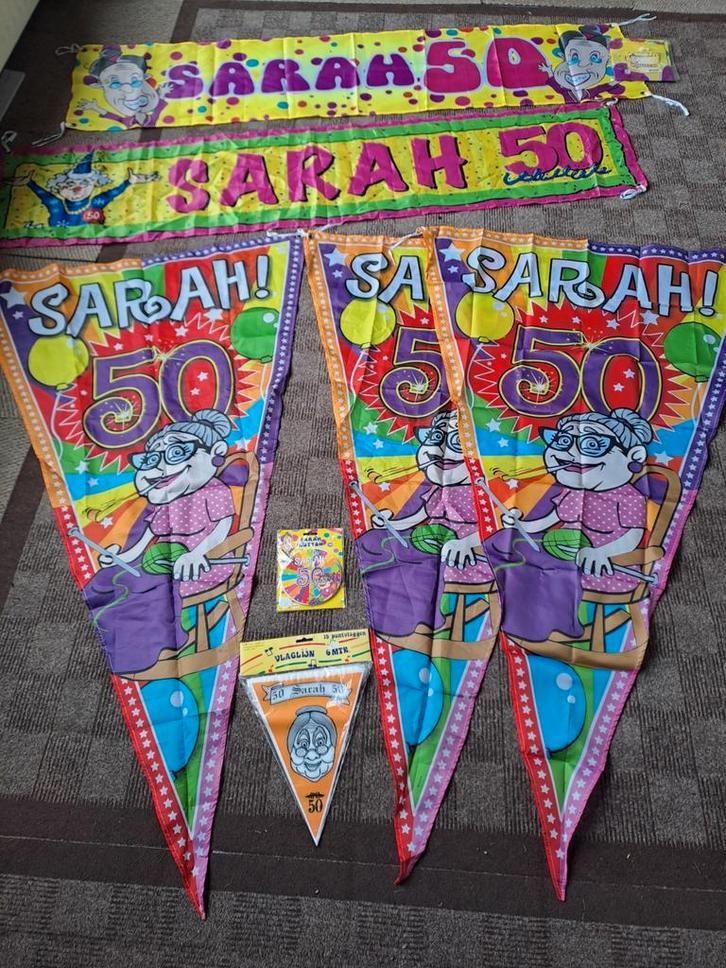 Sarah 50 jaar vlaggen spandoeken button., Hobby en Vrije tijd, Feestartikelen, Zo goed als nieuw, Versiering, Abraham of Sarah