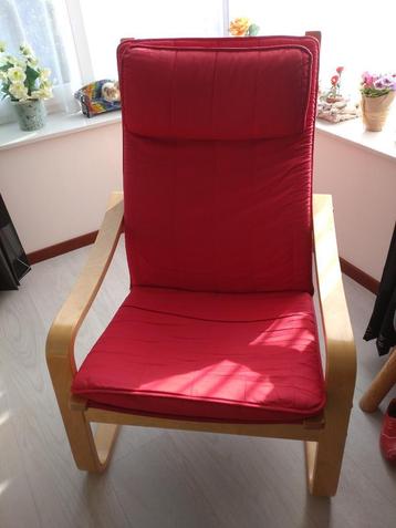 Rode Poäng fauteuil stoel beschikbaar voor biedingen