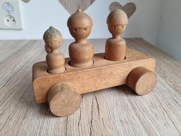 Vintage Speelgoed Auto Familie 4 x Hout Kay Bojesen Denmark beschikbaar voor biedingen