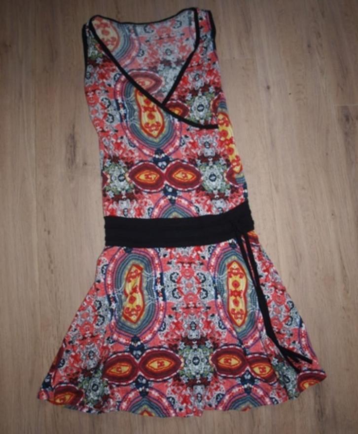 Kleurige Zomerjurk (M), Kleding | Dames, Jurken, Gedragen, Maat 38/40 (M), Overige kleuren, Knielengte, Ophalen of Verzenden