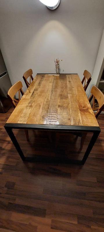 Eettafel mango hout 160x90 cm beschikbaar voor biedingen