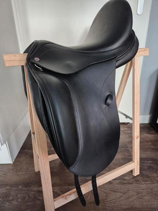 Schutte Sentrix monoblad met franse kussens, Dieren en Toebehoren, Paarden en Pony's | Zadels, Zo goed als nieuw, Dressuur, Ophalen