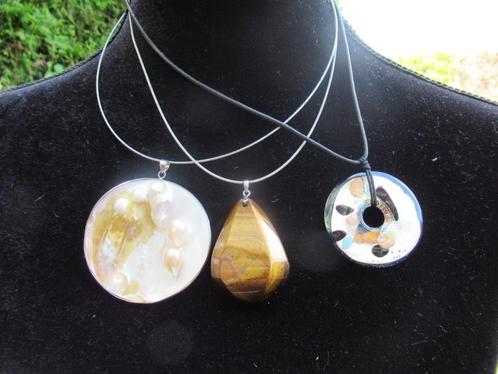 KETTINGEN 3 Stuks nieuw, Tijgeroog, Parelmoer, Glas speciaal, Sieraden, Tassen en Uiterlijk, Kettingen, Nieuw, Zilver, Ophalen of Verzenden