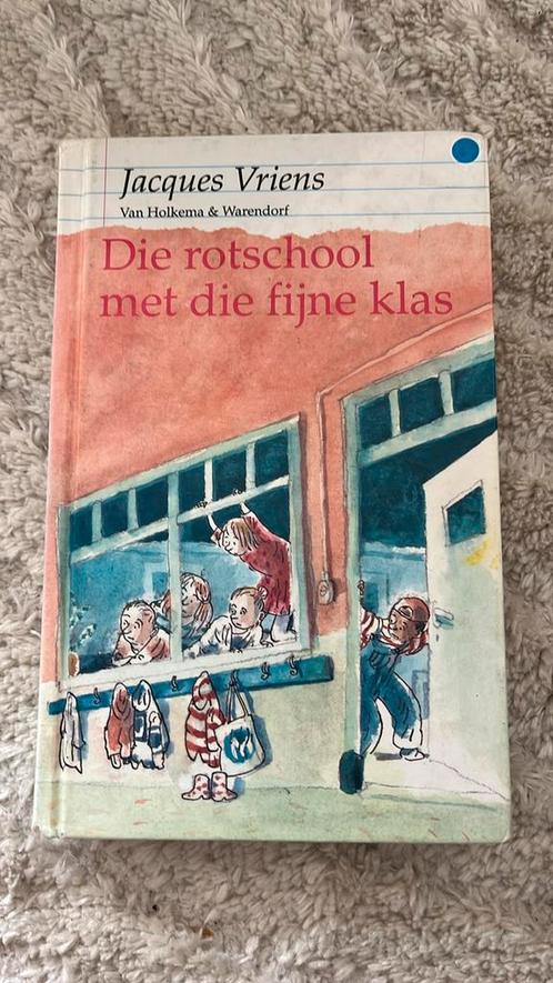 Jacques Vriens - Die rotschool met die fijne klas, Boeken, Kinderboeken | Jeugd | onder 10 jaar, Zo goed als nieuw, Ophalen