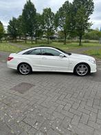 Mercedes-Benz E-Klasse E250 CGI AMG Coupe 2010 Full Option, Auto's, Achterwielaandrijving, 1800 kg, 4 cilinders, 4 stoelen