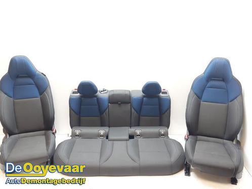 Bekleding Set (compleet) van een Lynk & Co 01 (01 18-), Auto-onderdelen, Interieur en Bekleding, Overige automerken, Gebruikt