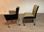 2 Modern designed dinning chairs, with wheels, Ophalen, Zo goed als nieuw, Metaal, Twee