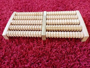 Houten voetmassage roller beschikbaar voor biedingen