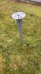 Gegalvaniseerse grondpen met 20 cm rond bovenop, Ophalen of Verzenden, Nieuw, Materiaal