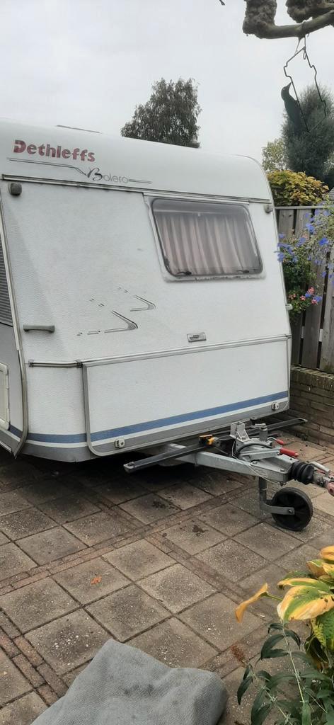 Dethleff bolero  4.40, Caravans en Kamperen, Caravans, Particulier, tot en met 4, 1000 - 1250 kg, Treinzit, Dethleffs, Frans bed