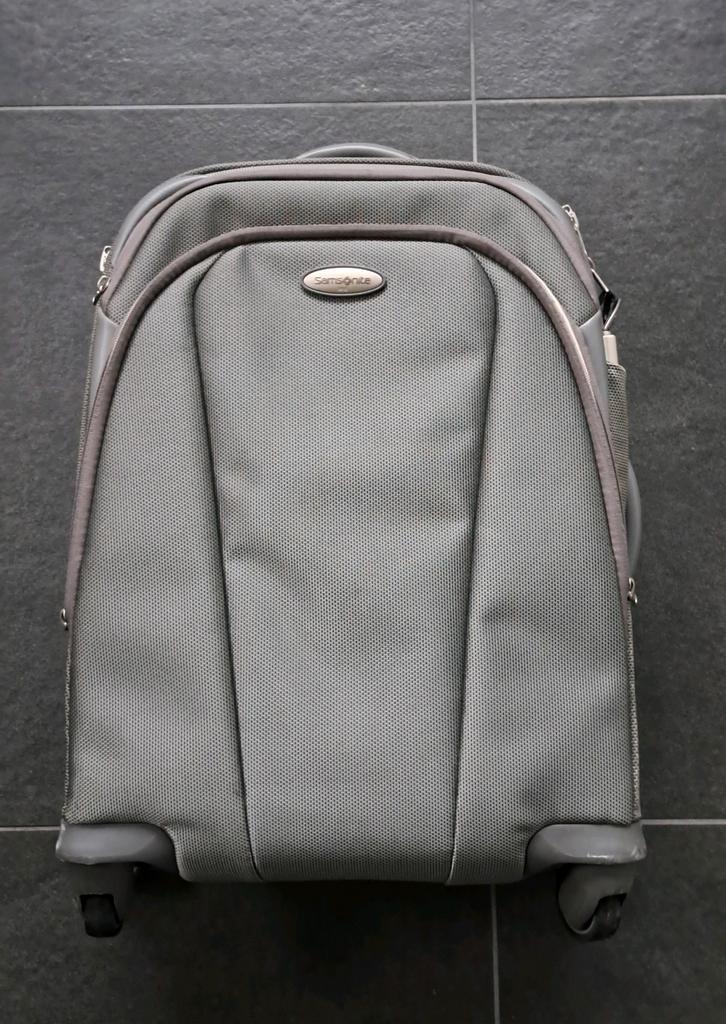 Samsonite X'ion2 koffer, met 4 wielen ca 55x39x22-26 cm, Sieraden, Tassen en Uiterlijk, Koffers, Zo goed als nieuw, Overige materialen