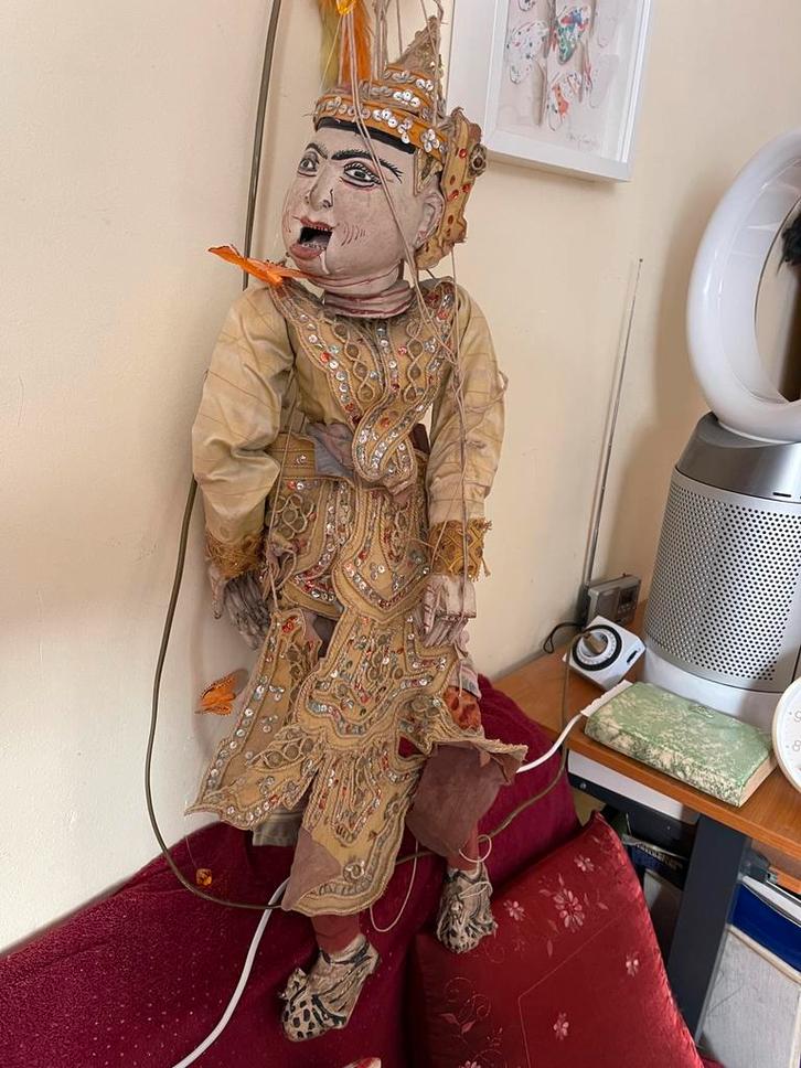 traditionele Birmese marionet - Yoke thé., Verzamelen, Poppen, Gebruikt, Pop, Levensecht of Reborn, Ophalen of Verzenden