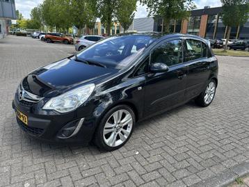 Opel Corsa 1.4-16V Cosmo NAVI PDC CRUISE STOELVW NAP beschikbaar voor biedingen