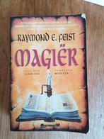 Magier - Raymond E. Feist, Boeken, Ophalen of Verzenden, Gelezen, Raymond E. Feist