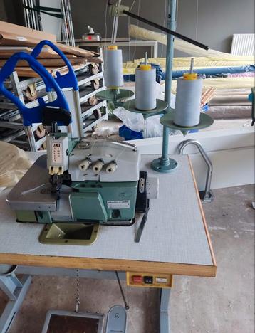 Industriële 4-draads overlock naaimachine – Willcox & Gibbs beschikbaar voor biedingen