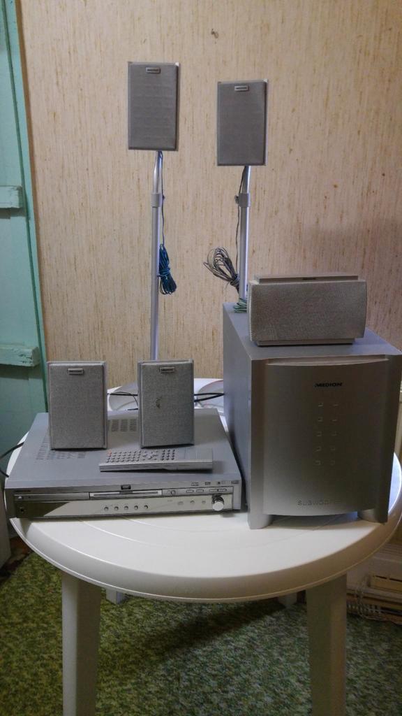 Medion Home Cinema Set, Audio, Tv en Foto, Home Cinema-sets, Gebruikt, Dvd-speler, 5.1-systeem, 40 tot 70 watt, Overige merken