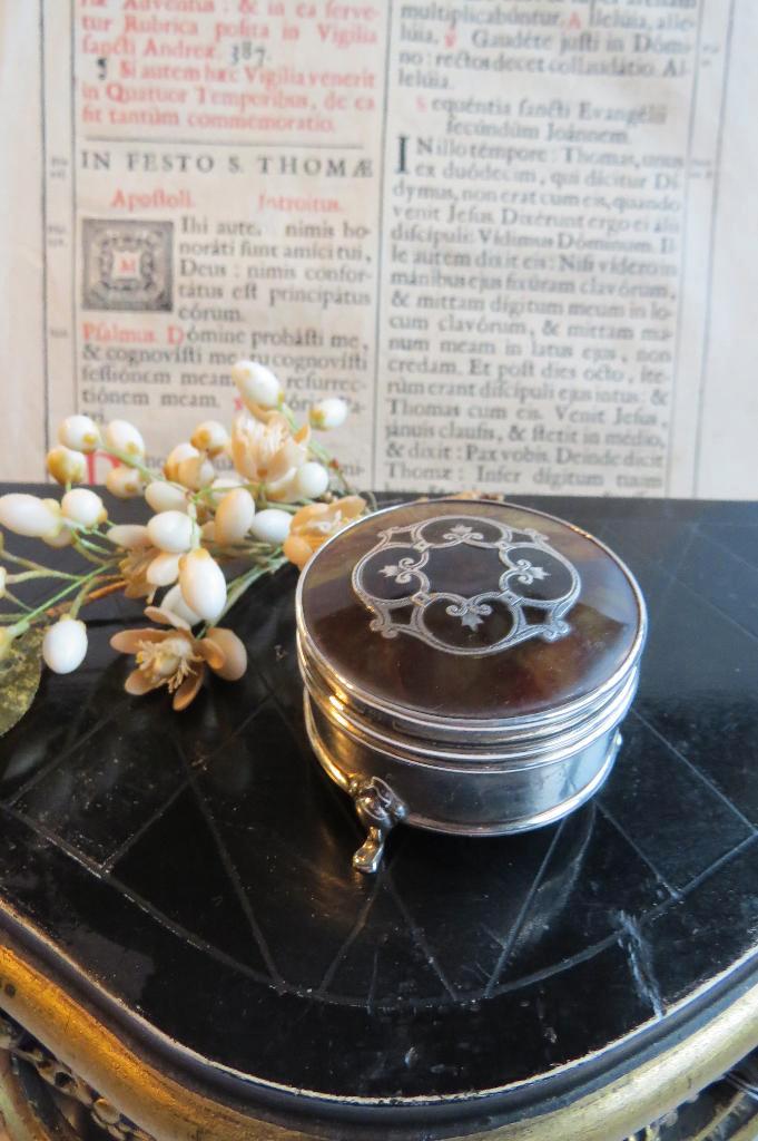 Antiek Engels sterling zilver en schildpad ringendoosje 1909, Antiek en Kunst, Antiek | Goud en Zilver, Zilver, Ophalen of Verzenden