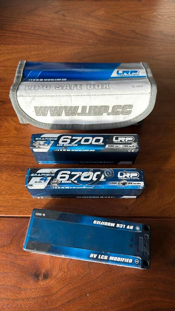 LRP 6700 mAh accu’s, Hobby en Vrije tijd, Modelbouw | Radiografisch | Auto's, Gebruikt, Auto onroad, Elektro, Schaal 1:10, Ophalen of Verzenden