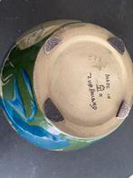 Made in Zuid Holland , vaas, pot , Plateel, Ophalen