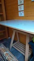 Houten werktafel met schragen, Ophalen