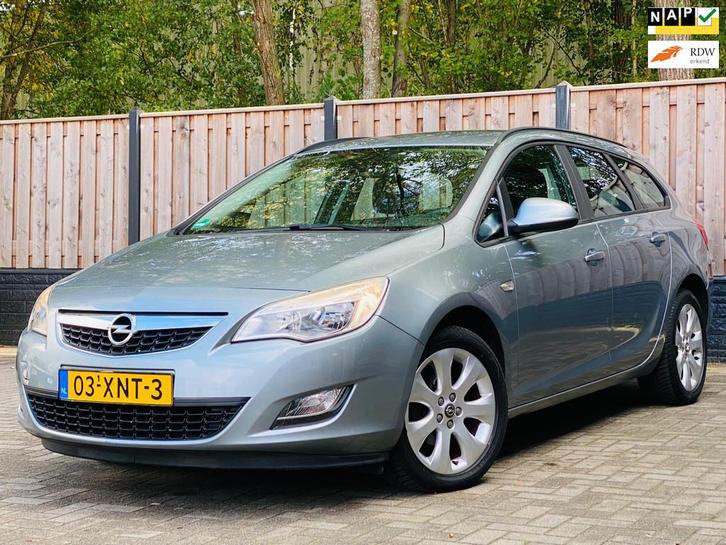 Opel Astra Sports Tourer 1.4 Cosmo SPORTS TOURER 1.4 Edition, Auto's, Opel, Bedrijf, Te koop, Astra, ABS, Airbags, Airconditioning