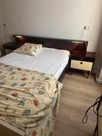 Vintage tweepersoonsbed (180x200), Ophalen, Zo goed als nieuw, Tweepersoons