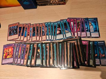 Yu-Gi-Oh! Kaarten - Destiny HERO vs Elemental HERO beschikbaar voor biedingen