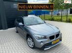 BMW X1 SDRIVE 1.8i Panorama Clima PDC Groot Navi NAP!, Auto's, BMW, X1, Euro 5, Stof, Zwart