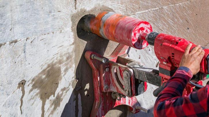 Boren, Zagen, Frezen in beton metselwerk en asfalt, Diensten en Vakmensen, Aannemers, Nieuwbouw of Opbouw, Onderhoud of Restauratie