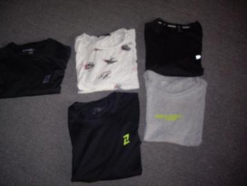 5 heren shirts voor €9 of €2 per stuk beschikbaar voor biedingen