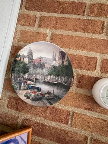 Mooie decoratieve wandborden beschikbaar voor biedingen